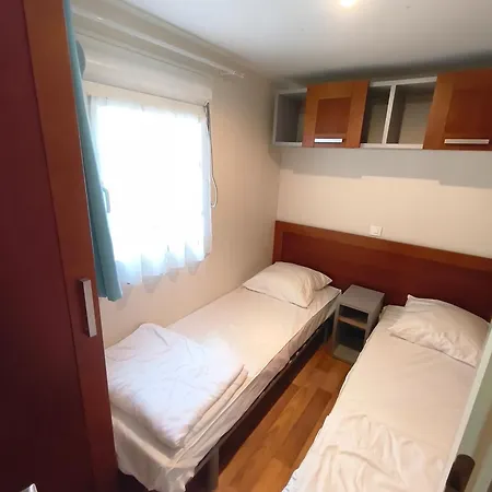 Mobil 3 Sur Camping Naujac-sur-Mer