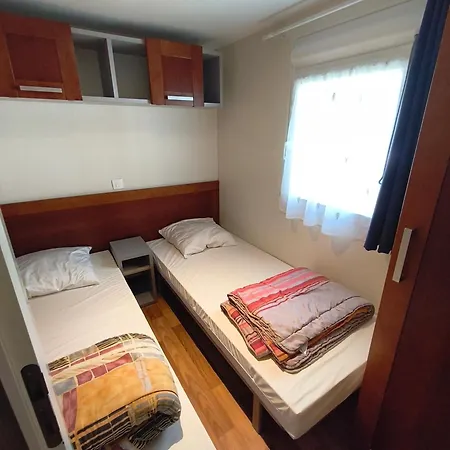 Mobil 3 Sur Camping Naujac-sur-Mer
